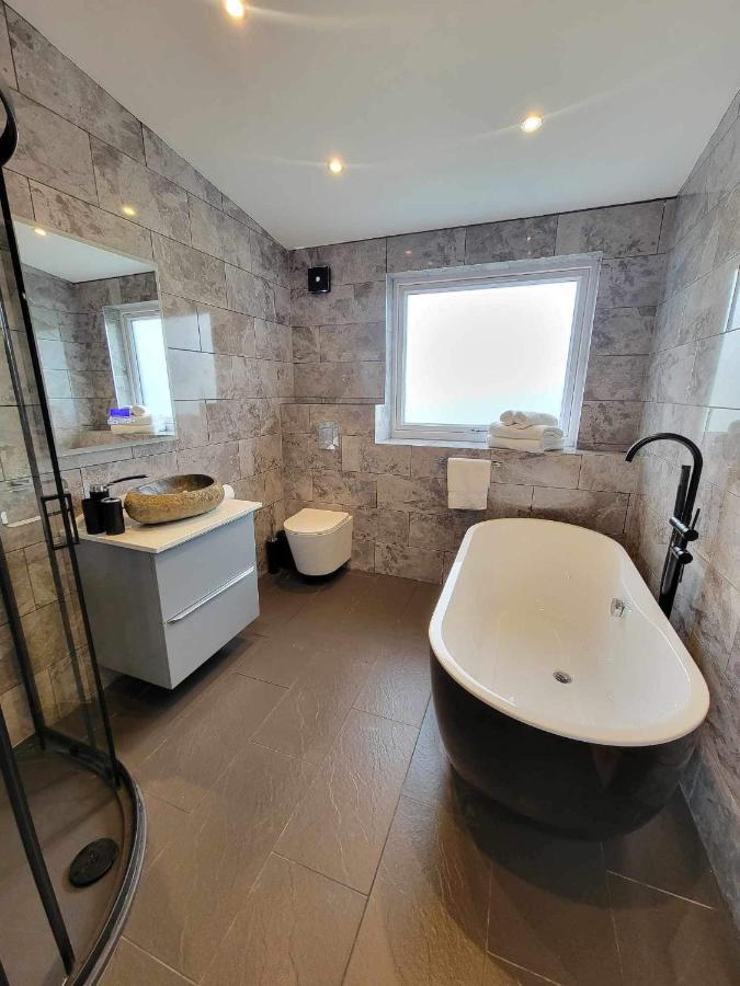 Luxury Cottage In Portree City Centre! Eksteriør billede